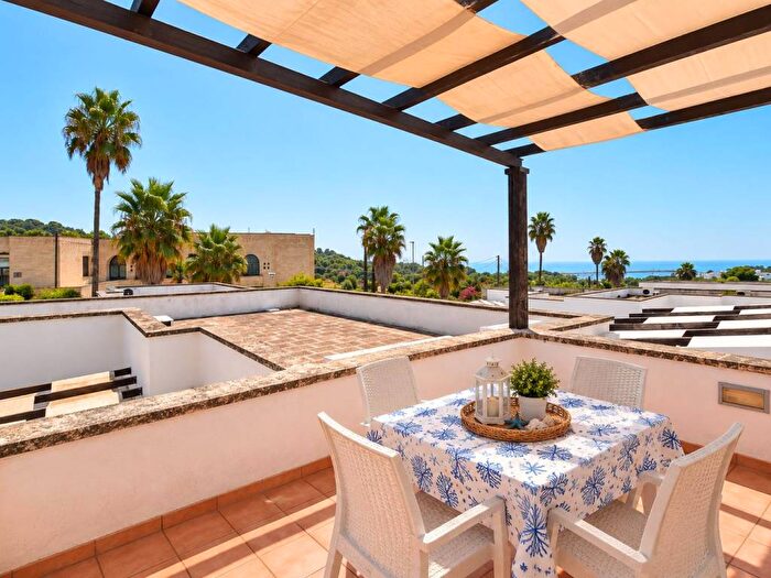 Appartamento bilocale in vendita in Contrada Masseria Li Turchi, Leuca, Castrignano del Capo