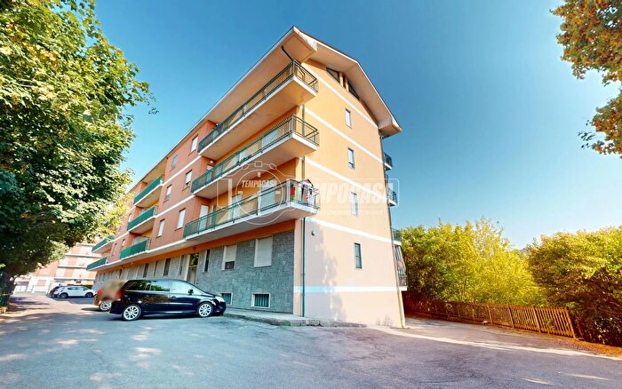 Appartamento quadrilocale in vendita in Via Cuneo, Bra