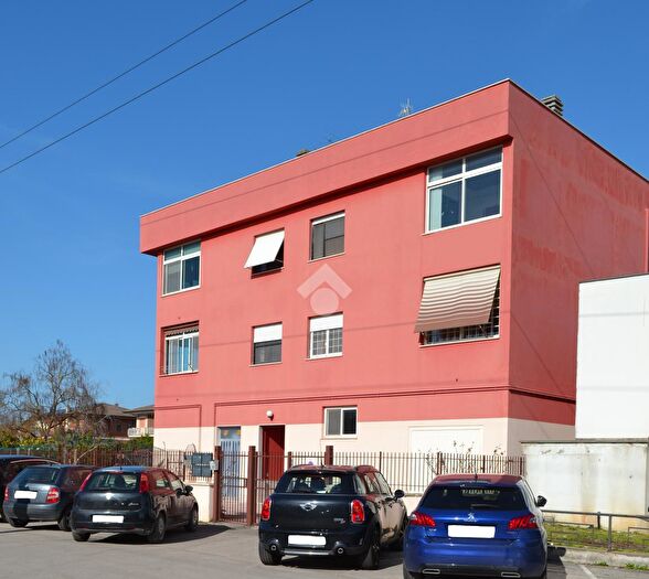 Appartamento trilocale in vendita in Via Giada, Sermoneta