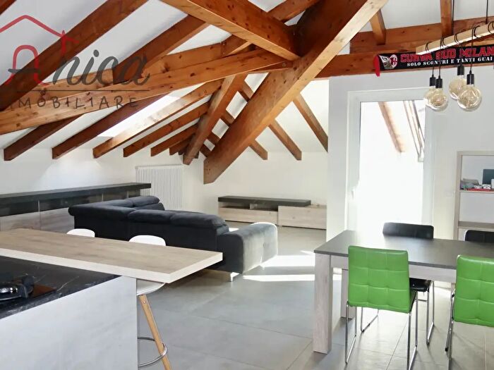 Appartamento trilocale in vendita in Via Vittorio Veneto, Trento