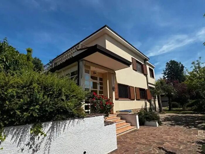 Casa con 6 locali in vendita in Trieste