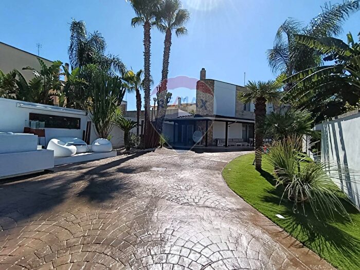 Casa con 5 locali in vendita in Via Paolo Ancora, San Pietro Vernotico