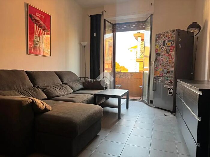 Appartamento trilocale in vendita in Via Bordighera, Milano