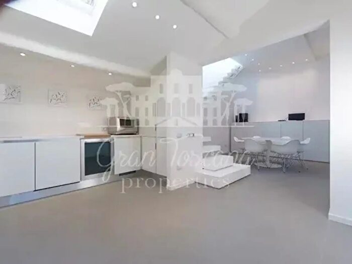 Appartamento quadrilocale in vendita in Forte Dei Marmi