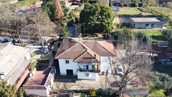 Casa con 5 locali in vendita in Via Colle della Noce, Velletri