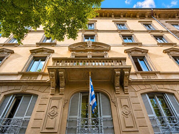Appartamento con 5 locali in affitto in Foro Buonaparte, Cadorna Castello, Milano