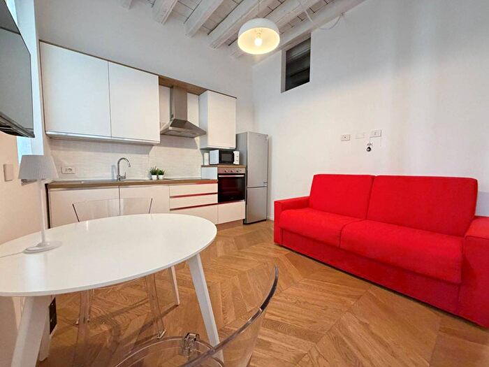 Appartamento monolocale in affitto in Piazza Caduti Saronnesi, Saronno