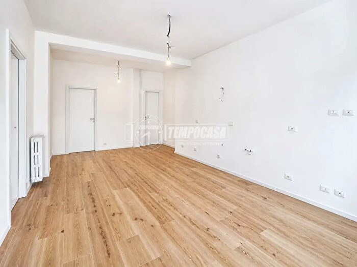 Appartamento quadrilocale in vendita in Via Luini, Torino