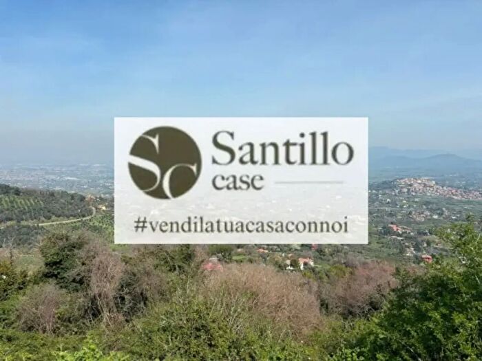 Appartamento trilocale in vendita in Corso Placido Martini, Montecompatri