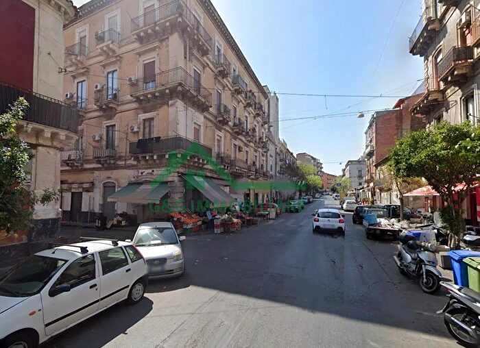 Appartamento quadrilocale in vendita in Via Belfiore, Catania