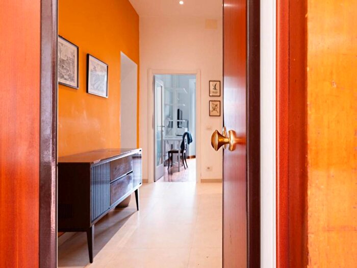 Appartamento trilocale in affitto in Via Angelo Tittoni, Trastevere, Roma