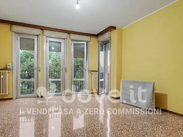 Appartamento quadrilocale in vendita in Via Palestro, Brembate Di Sopra