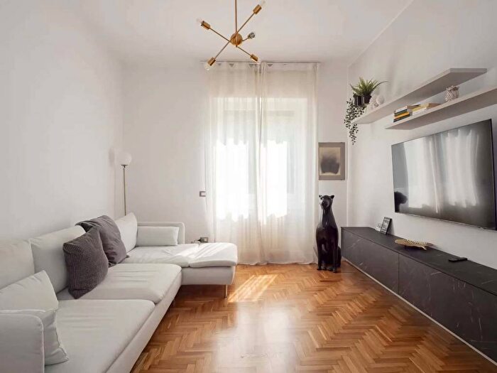 Appartamento trilocale in affitto in Via Medeghino, Cermenate Abbiategrasso, Milano