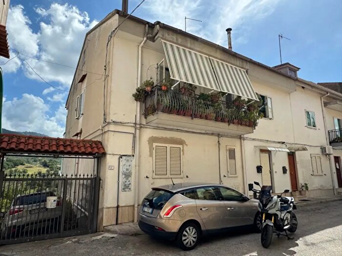 Appartamento quadrilocale in vendita in Piazza Indipendenza, Montecorvino Rovella