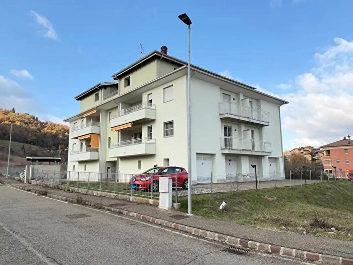 Appartamento quadrilocale in vendita in Pavullo Nel Frignano