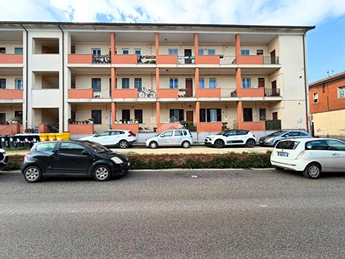 Appartamento trilocale in vendita in Via Palombare, Ancona