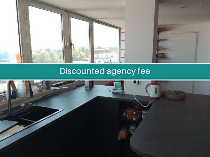 Appartamento trilocale in affitto in Via Leopoldo Ruspoli, Portuense, Roma
