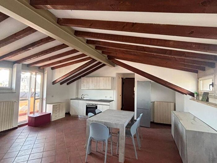 Appartamento bilocale in affitto in Via Antonio Tantardini, Corso San Gottardo, Milano