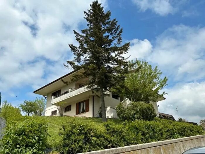 Casa con 6 locali in vendita in Via Mazzalasino, Scandiano