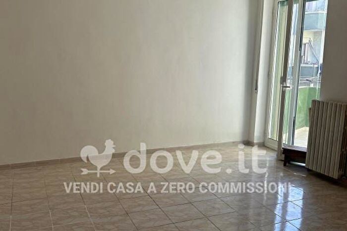 Appartamento trilocale in vendita in Via Generale Giuseppe Messina, Taranto