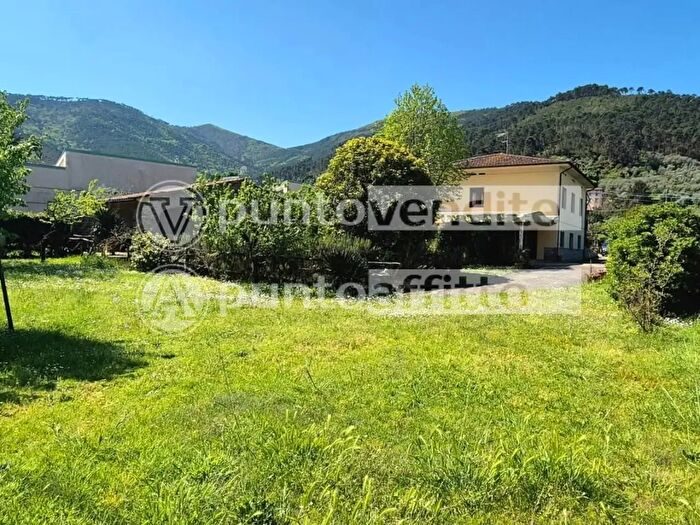 Casa con 5 locali in vendita in Capannori Lu, Capannori