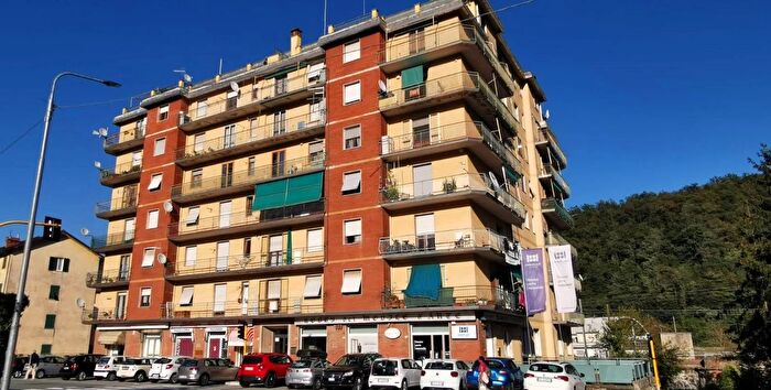 Appartamento quadrilocale in vendita in Via Novembre Ronco Scrivia, Ronco Scrivia