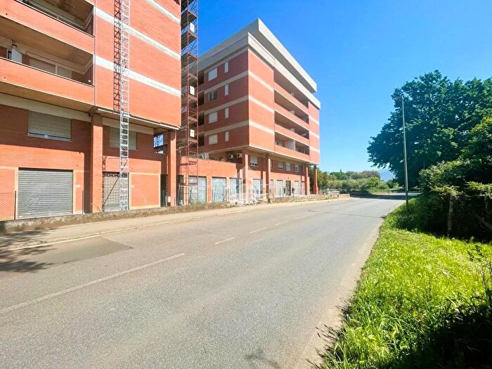 Appartamento bilocale in vendita in Via Monti Lepini, Cisterna Di Latina