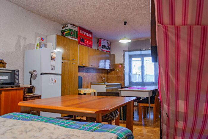 Appartamento quadrilocale in vendita in Via Riva, Albosaggia