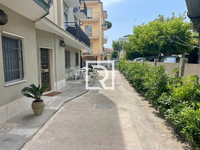 Appartamento trilocale in affitto in Centro, Cervia