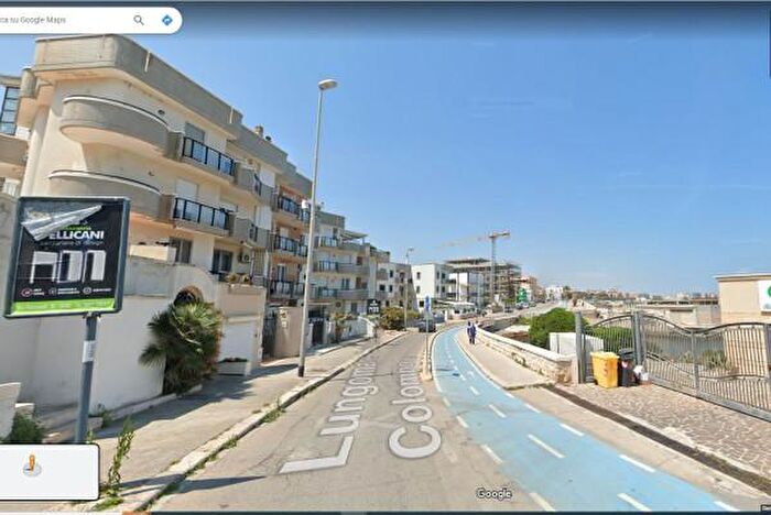 Appartamento trilocale in vendita in Lungomare Cristoforo Colombo, Trani