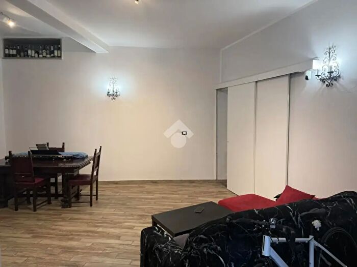 Appartamento quadrilocale in vendita in Via Caffaro, Genova