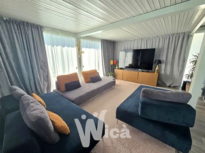 Casa con 6 locali in vendita in Cervia