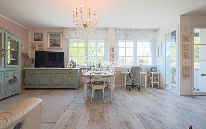 Appartamento quadrilocale in vendita in Bologna