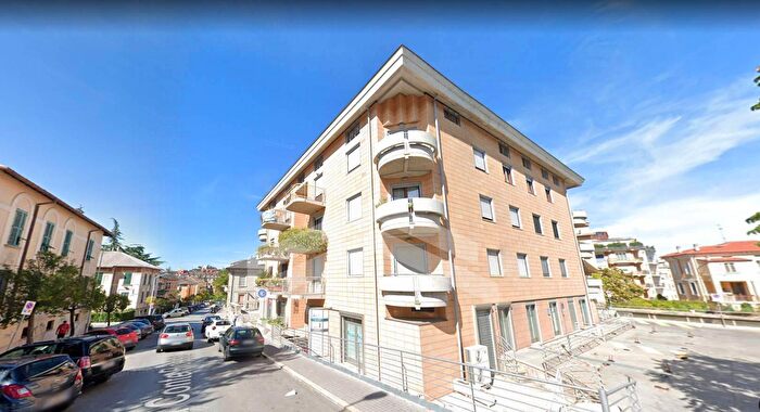 Appartamento bilocale in vendita in Via Conte Rosso, Campobasso