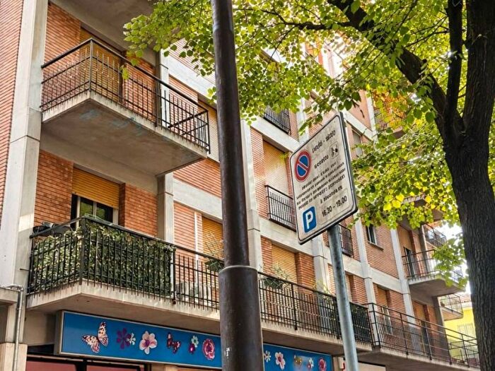 Appartamento quadrilocale in affitto in Via La Spezia, Villetta, Parma