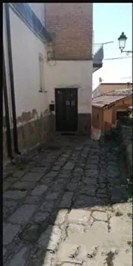Casa con 5 locali in vendita in Vico Alessandro Volta, Albano Di Lucania