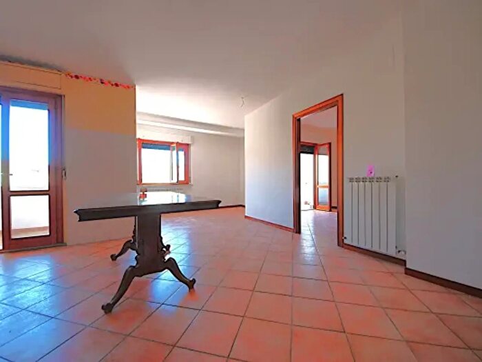 Appartamento trilocale in vendita in Via Antonio Gramsci, Trevi