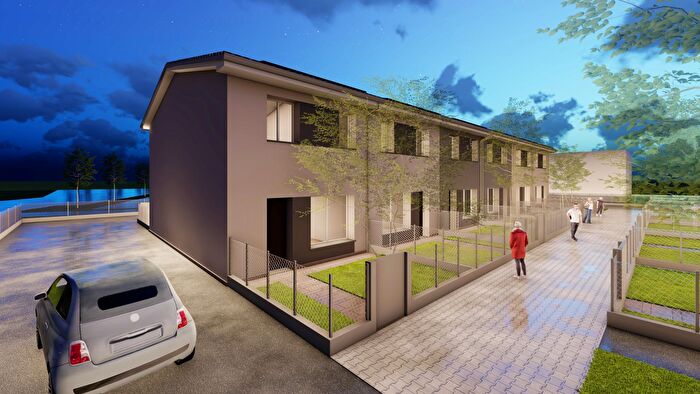 Casa quadrilocale in vendita in Lugo