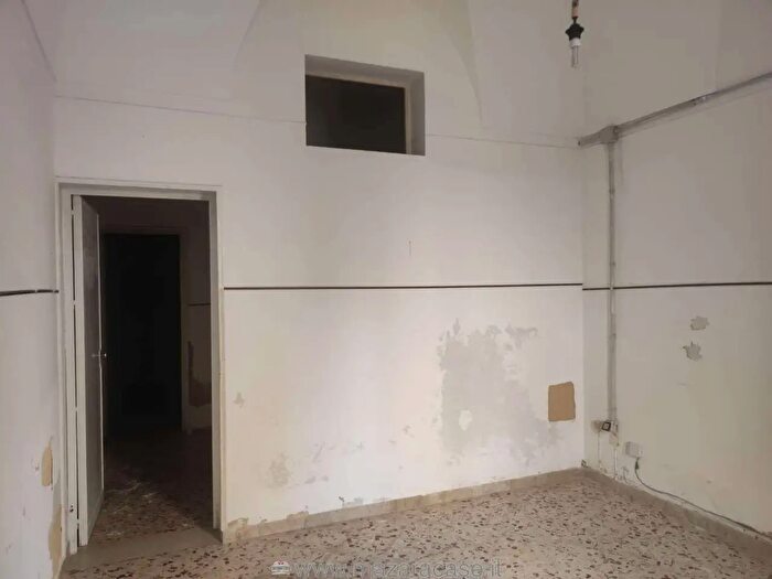 Appartamento trilocale in vendita in Via Roma, Mazara Del Vallo