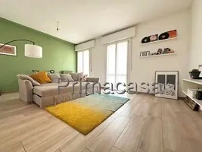 Appartamento con 5 locali in vendita in Carpi