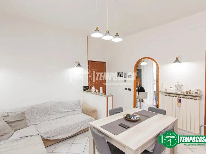 Appartamento trilocale in vendita in Via Francesco Ferrer, Busto Arsizio