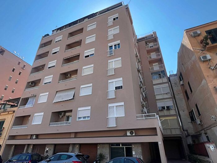 Appartamento quadrilocale in vendita in Via Agostino Catalano, Palermo
