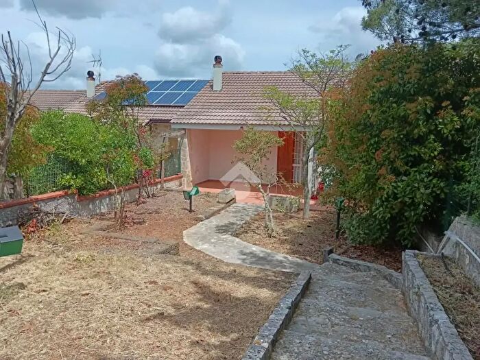 Casa trilocale in vendita in Zona Frà Diavolo, Cassano Delle Murge