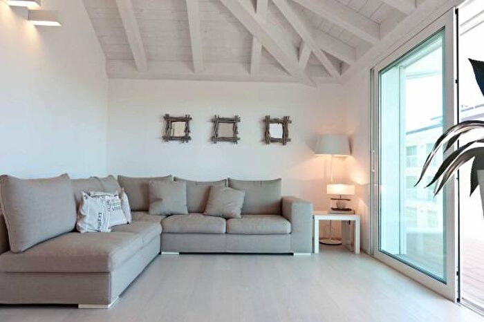 Appartamento con 6 locali in affitto in Via Traversa Pineta, Cervia