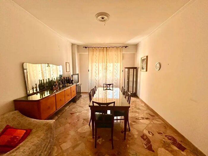 Appartamento quadrilocale in vendita in Via Generale Alberigo Albricci, Palermo