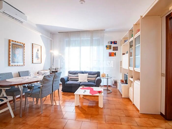 Appartamento trilocale in vendita in Via Beato Angelico, Treviglio