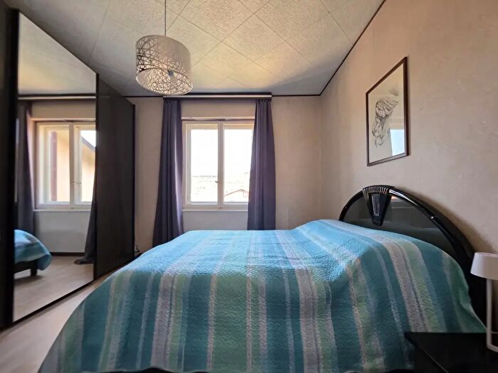 Appartamento trilocale in vendita in Via Achille Grandi, Trieste