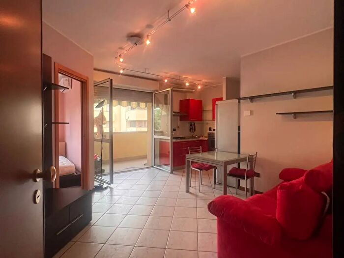 Appartamento bilocale in affitto in Via Melozzo da Forlì, Bologna