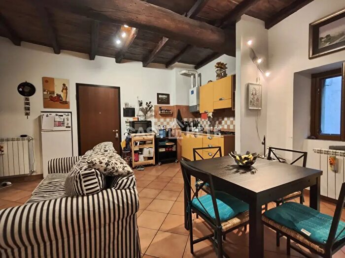 Appartamento bilocale in affitto in Via Saffi, Viterbo