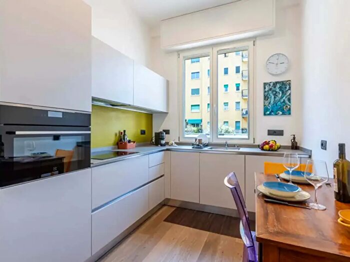 Appartamento monolocale in affitto in Via Gressoney, Milano